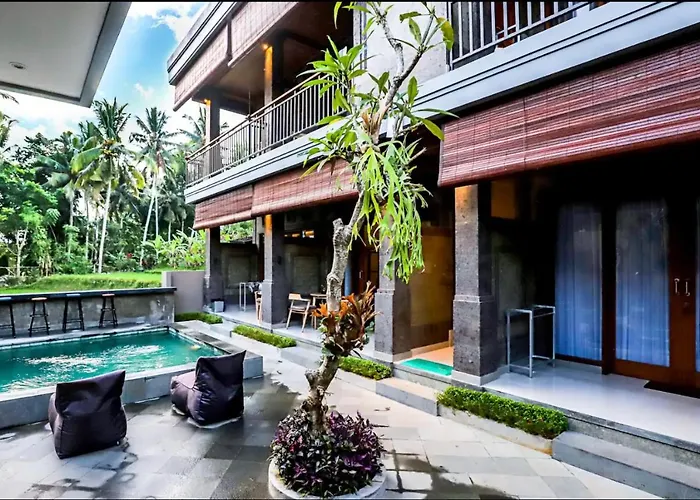 Harmony House: Just Built, 2 Min Center /2 招待所 乌布